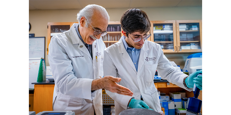 Student doctor Mahan Hadjian collaborates with Dr. Baki Agbas in the lab